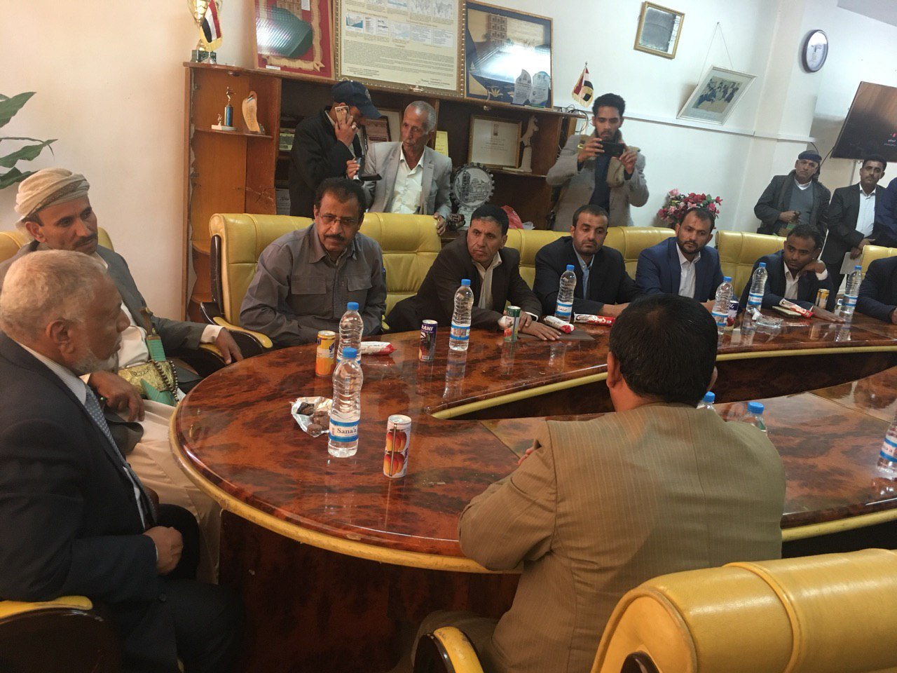 وزير الشئون الاجتماعية والعمل والمدير التنفيذي لصندوق رعاية المعاقين يتفقدان أوضاع الأشخاص ذوي الإعاقة بعمران