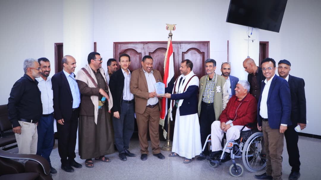 تقديراً لجهوده.. صندوق المعاقين يُكرم مديره المالي السابق سليم الأبيض