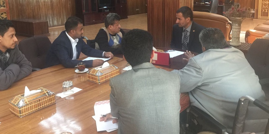 الديلمي يلتقي وزير الاتصالات ويحضر حفل تكريم بوزارة الكهرباء